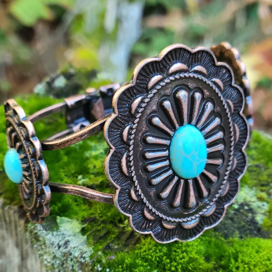 Southwestern Navajo Silver Turquoise Concho Bracelet
